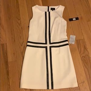 Laundry by Shelli Segal dress with leather stripe